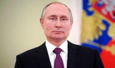 Ông Putin có dấu hiệu tác dụng phụ của vắc-xin Covid-19