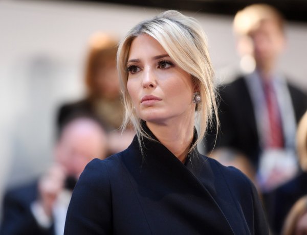 Ivanka có thể liên danh tranh cử phó tổng thống với ông Trump năm 2024