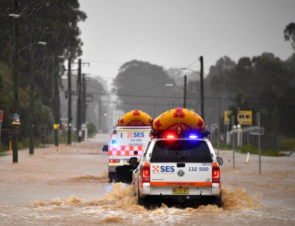 Australia hỗ trợ tài chính khẩn cấp cho người dân bị lũ lụt