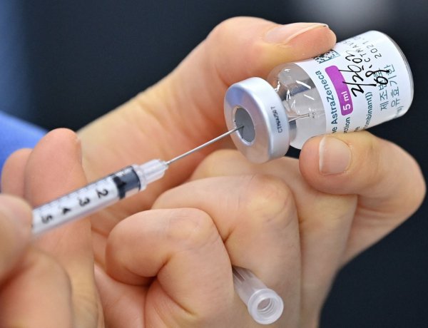 Mỹ có thể không cần vaccine AstraZeneca
