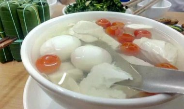 Canh cà chua nguyên quả