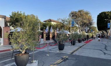 WeHo ra mắt khu vực dành cho người đi bộ vào cuối tuần