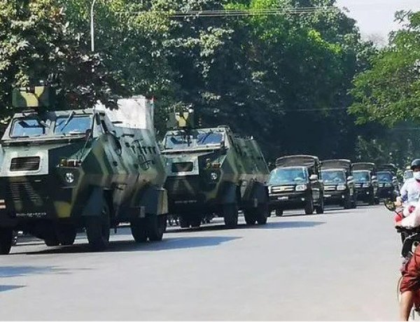 Mỹ rút nhân viên ngoại giao khỏi Myanmar, Nhật ngừng viện trợ