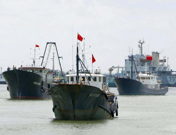 Mỹ điện đàm về nhóm tàu Trung Quốc ở đá Ba Đầu