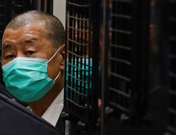 Tòa án Hồng Kông bỏ tù Jimmy Lai và các nhà hoạt động