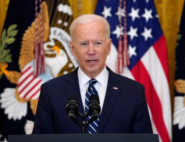 Vì sao tổng thống Joe Biden bất lực trong cuộc chiến súng đạn?