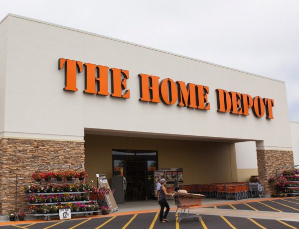 Home Depot đối mặt với sự tẩy chay trên các lề đường