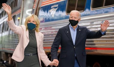 Tổng thống Mỹ Biden tái viếng thăm ngày “Amtrak Joe”