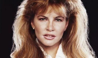 Diễn viên người mẫu Tawny Kitaen qua đời ở tuổi 59