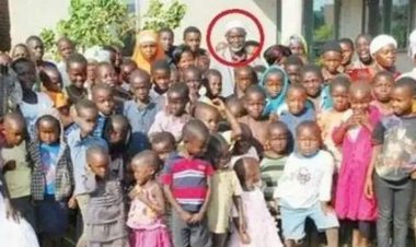 Ông bố người Zimbabwe, 66 tuổi, có 16 vợ và 151 con