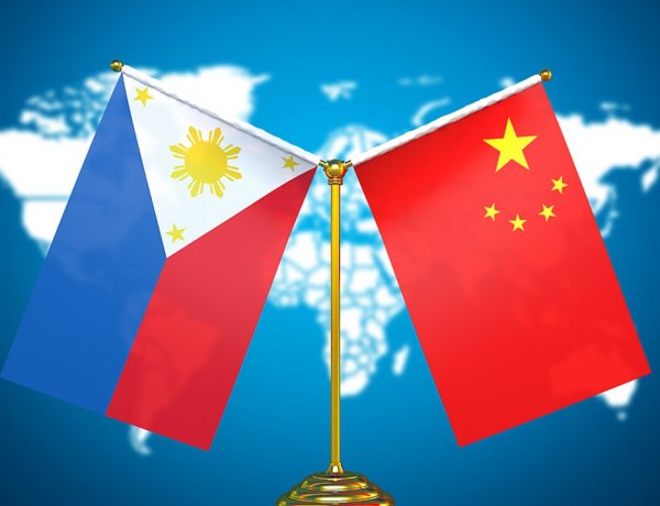 PHILIPPINES CHỐNG LẠI YÊU CẦU CỦA Trung Quốc TRÊN BIỂN ĐÔNG