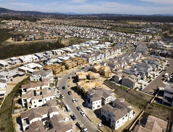 Thị trường nhà ở của California sẽ hạ nhiệt vào nửa cuối năm nay