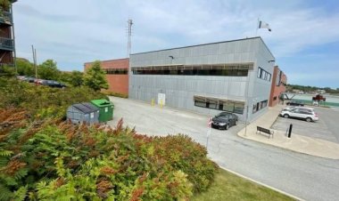 Cảnh sát Canada vứt xác chết cháy của người phụ nữ nhầm với ma-nơ-canh