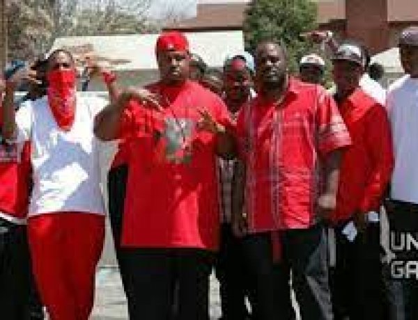 Hai thành viên của 'băng đảng Bloods' bị truy tố giết bé gái 8 tuổi