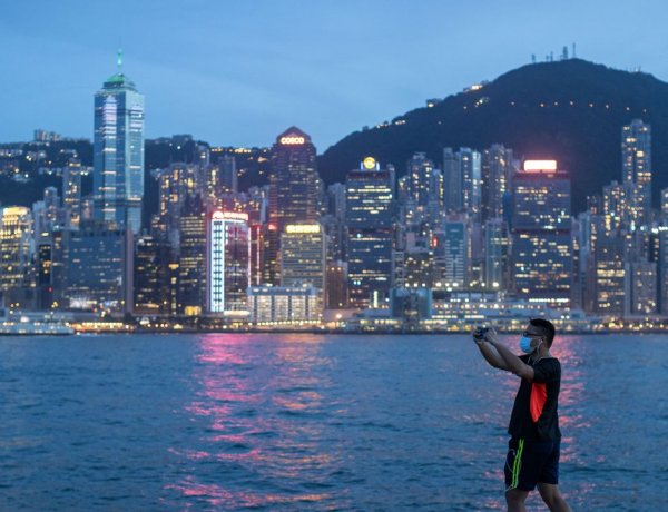 Trung Quốc hoãn bỏ phiếu sửa đổi luật Hong Kong