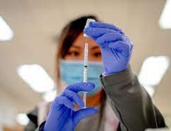 Mọi vaccine ngừa COVID-19 đều chống biến chứng nặng tốt như nhau