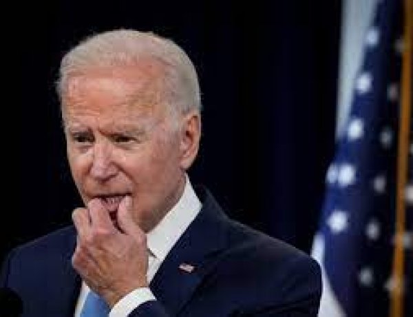 Tổng thống Biden đối mặt áp lực kéo dài thời gian di tản ở Kabul